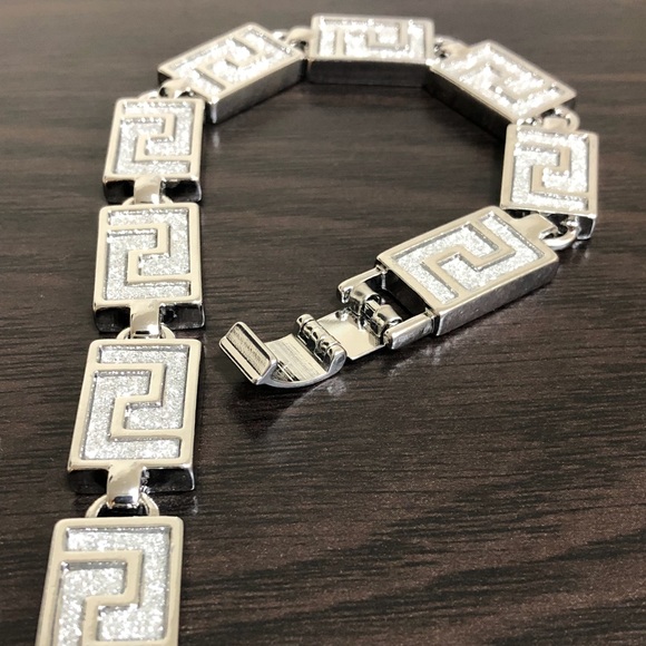 Other - NWOT Beautiful Link Bracelet for Men